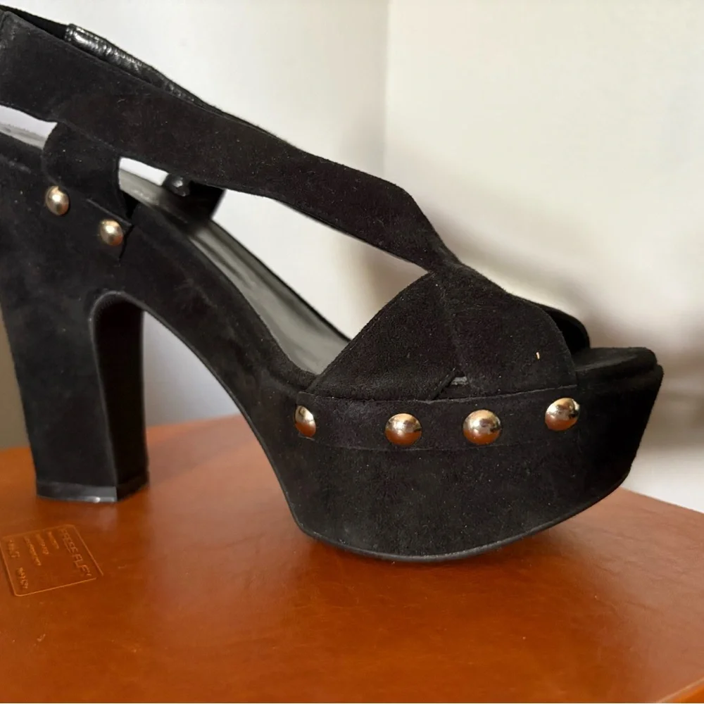 Stephane Kelian Black Platform Sandals with Metallic Accents - Picture 4 of 12